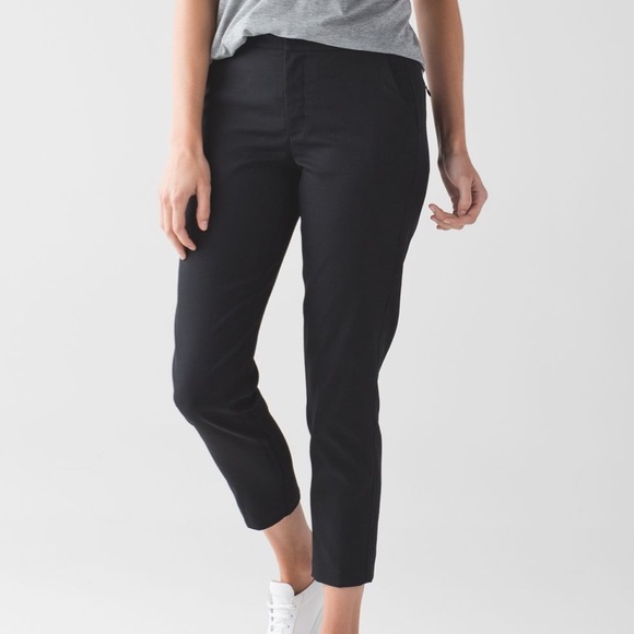 Lululemon City Trek Trouser 28"
Black Trousers - Picture 1 of 7
